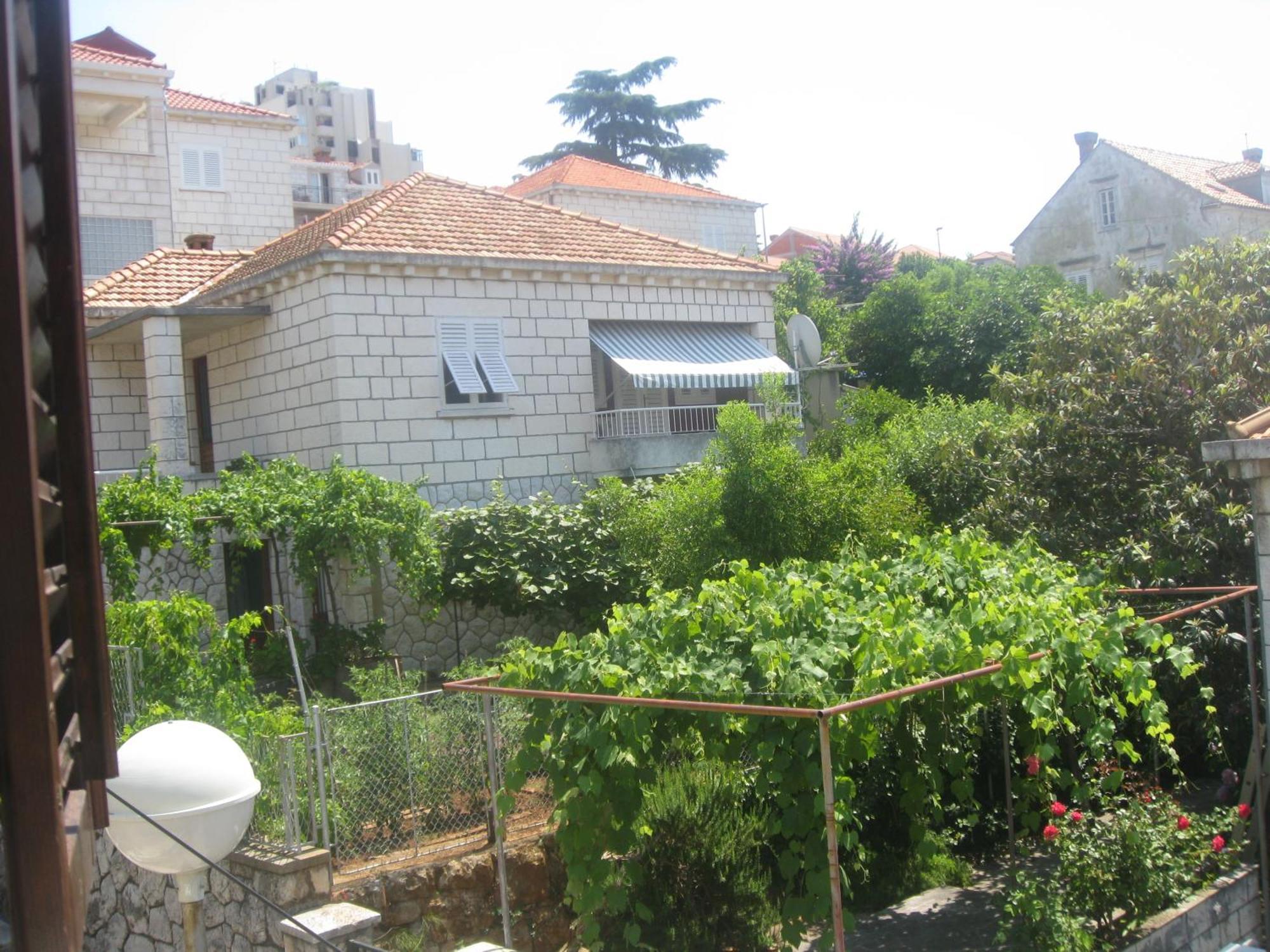 Casa de hóspedes Nikolina 3*